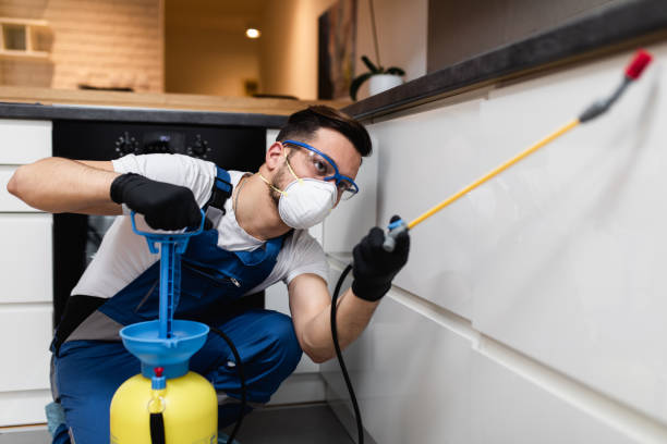 Best Commercial Pest Control Services  in Fairchild Af, WA